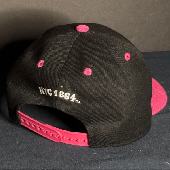 New York pink and black cap one size fits all - Picture 3 of 4